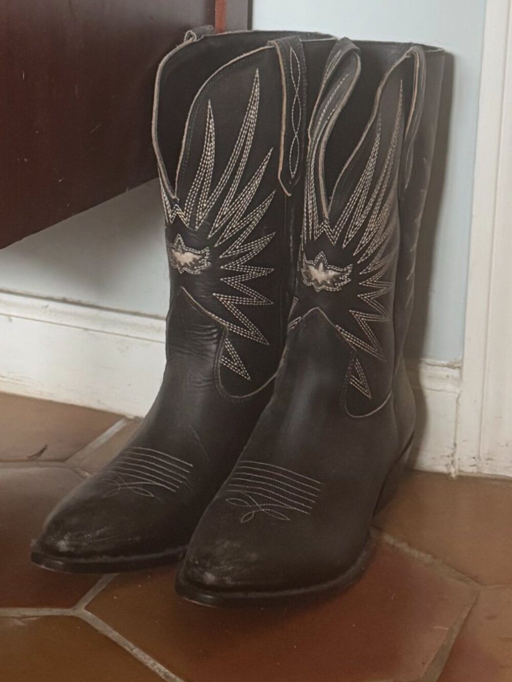 Mezcalero Stone Moka Size 10/41 worn for 3 hours total with socks